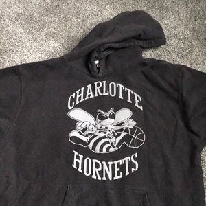 Charlotte Hornets sweat shirt